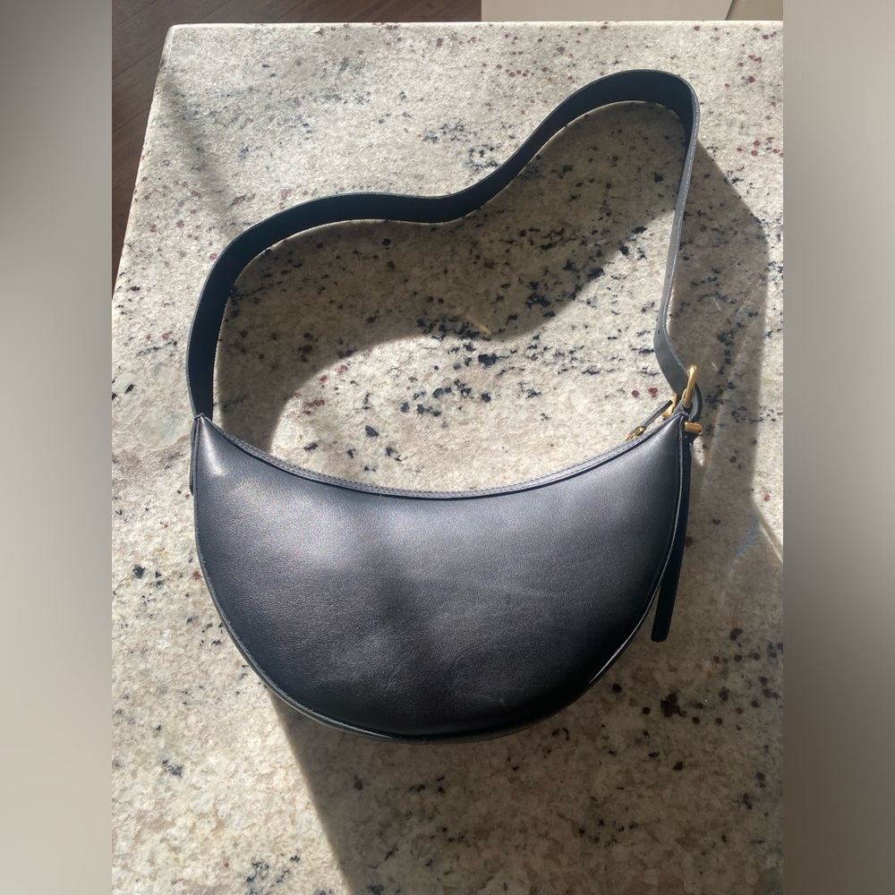 Madewell the essential sling crossbody bag